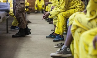 Phạm nhân kêu cứu vì bị nhồi nhét trong nhà tù khét tiếng Nam Phi