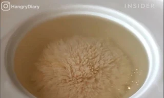 Món đậu phụ cắt 3.600 lần thành hình bông hoa