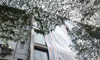 Ngôi nhà tại địa chỉ số 450 Xã Đàn (Nam Đồng, Đống Đa, Hà Nội) vừa bị UBND quận Đống Đa ra quyết định cưỡng chế phá dỡ. 