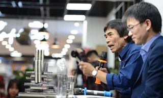 TS Lê Thẩm Dương chỉ nơi luyện não 6 múi