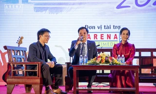 NSND Lan Hương và NSND Trọng Trinh bị tân sinh viên “chất vấn” về tình yêu