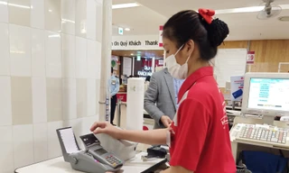 Những “đặc quyền” thẻ ngân hàng không phải sinh viên nào cũng biết