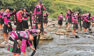 Làng tóc dài của người Dao đỏ