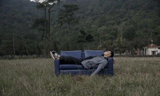 Mỗi lần ngủ nướng, hãy bật "Đừng Gọi Anh Dậy" để Phúc Du xin phép giùm cho bạn!