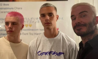 David Beckham khoe tóc mới cùng 2 con trai: Không hề lép vế, trông như anh em sinh ba!