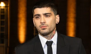 "Trai hư" Zayn Malik tái xuất: Ngoại hình thay đổi, giọng hát có còn như xưa?