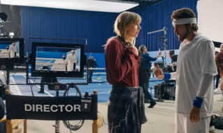 Taylor Swift lần đầu tiên ngồi ghế đạo diễn phim điện ảnh nhưng vì sao lại bị chỉ trích?