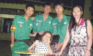 Xuyên Việt trên xe lăn