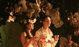 Giới trẻ làm 'đám cưới ma' tại đồi Mộng Mơ