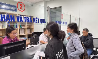 Khánh Hòa sẽ 'điều chuyển, thay thế' những cán bộ đùn đẩy, sợ sai