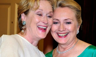 Meryl Streep và Ngoại trưởng Mỹ chụp ảnh 'xì tin'