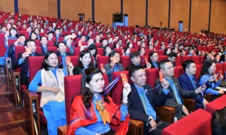 Bồi dưỡng tác phong công nghiệp, kỷ luật lao động cho công nhân