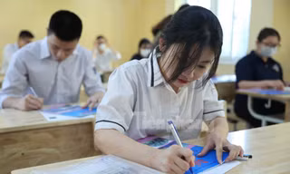 Thủ tướng yêu cầu bảo đảm tuyệt đối trung thực kỳ thi tốt nghiệp THPT