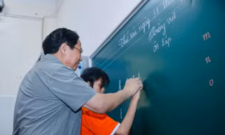 Thủ tướng: Thực tâm, thực lòng, thực chất trong chăm sóc, giáo dục trẻ em khuyết tật