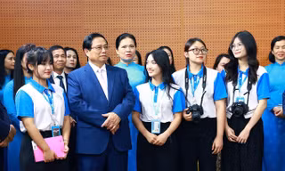 Thủ tướng Phạm Minh Chính: Tạo nên bức tranh đẹp, giàu bản sắc phụ nữ Việt Nam