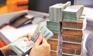 Chi tiết mức lương, chế độ tiền thưởng áp dụng từ hôm nay