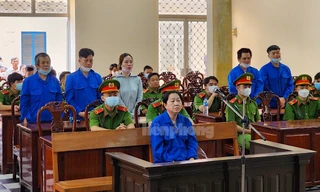 Buôn lậu 200 nghìn tấn đường, bà trùm Mười Tường lĩnh 14 năm tù