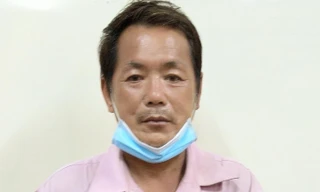 Khởi tố đối tượng ghen tuông, bạo hành, đốt nhà vợ hờ