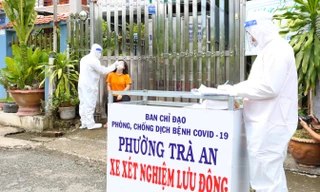 Xe test COVID-19 đến tận cửa nhà, người dân bớt lo lây nhiễm