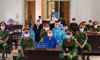 Bà trùm Mười Tường phản cung, khai người đứng sau vụ vận chuyển 470 nghìn USD