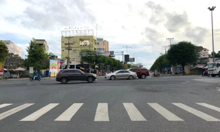 Cần Thơ nới lỏng giãn cách xã hội sau hơn 2 tháng 'đóng cửa'