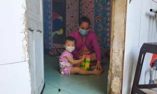 Ấm lòng xóm trọ nghèo giữa đại dịch COVID-19