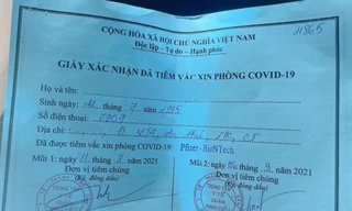 Vụ tiêm vắc xin 'nhờ ông anh': Kỷ luật cảnh cáo Phó Chủ tịch phường
