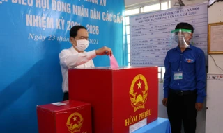 Phó Chủ tịch Thường trực Quốc hội Trần Thanh Mẫn bỏ phiếu tại Cần Thơ