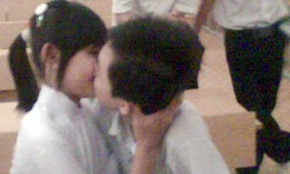 Nỗi sợ các em… lớn sớm: Báo động hơi muộn