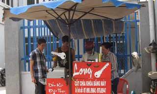 Nghề thấy núi tiền ngoảnh mặt làm ngơ