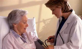 Các chứng bệnh thần kinh thường gặp ở người cao tuổi