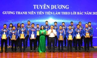 Nhiều thợ mỏ trẻ có mức lương cao