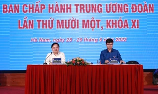 Cán bộ Đoàn 'cùng ăn, cùng ở, cùng làm' với cơ sở