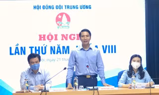 Anh Nguyễn Ngọc Lương, Bí thư T.Ư Đoàn, Chủ tịch Hội đồng Đội T.Ư, Chủ tịch Hội đồng Đội T.Ư chủ trì Hội nghị.
