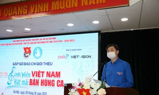 Anh Nguyễn Minh Triết, Trưởng ban Thanh niên Trường học T.Ư Đoàn, Phó Chủ tịch thường trực T.Ư Hội SVVN giới thiệu về cuộc thi “Sinh viên Việt Nam – hát mãi bản hùng ca” 