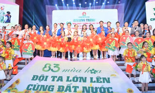 Trao giải thưởng Kim Đồng cho 125 đội viên, chỉ huy Đội xuất sắc toàn quốc