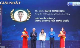 4 thí sinh về Nhất Hội thi Tin học khối cán bộ, công chức trẻ toàn quốc