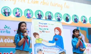 Học sinh Hà Nội truyền thông điệp bảo vệ bản thân