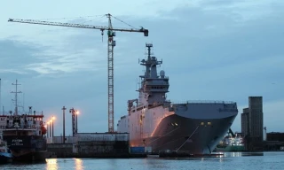 Nga lời to từ tiền bồi thường Mistral của Pháp