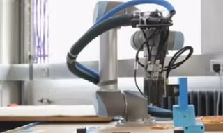 Robot biết ''sinh con''