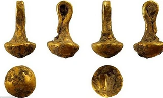 Mặt dây chuyền vàng 24 carat tìm thấy tại nghĩa trang Solnitsata ở Bulgari. Ảnh: chemomore.