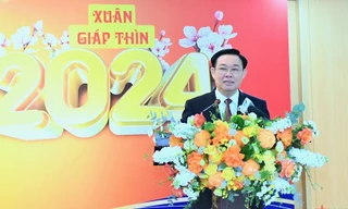 Chủ tịch Quốc hội đề nghị Ngân hàng Hợp tác xã Việt Nam tích cực góp phần thực hiện chính sách tam nông