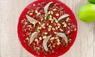 Người đàn ông xổ ra con sán dây dài khoảng 10m vì hay ăn đồ tái sống