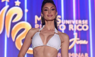 Thí sinh Hoa hậu Hoàn vũ Puerto Rico diễn áo tắm ở đêm bán kết