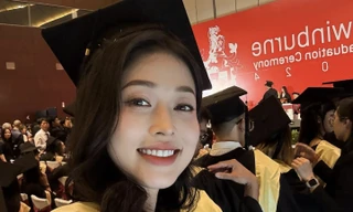 Á hậu Phương Nga tốt nghiệp đại học thứ hai 