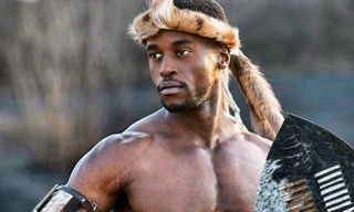 Người đàn ông quyến rũ nhất Nam Phi đăng quang Nam vương Siêu quốc gia