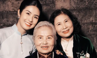 Ngọc Hân trình diễn áo dài cùng mẹ và bà ngoại