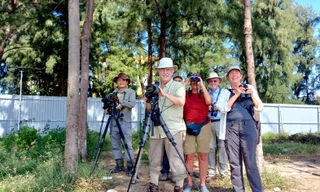 Chi vài nghìn USD cho tour xem chim ở Việt Nam, khách nhà giàu không tiếc tiền