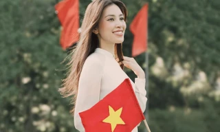 Dàn hoa hậu mặc áo dài chào mừng lễ độc lập 30/4