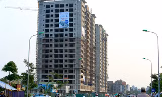 Chuyên gia lo ngại nợ xấu BĐS sẽ lại tăng trong vài năm tới nếu không kiểm soát vốn đổ vào. Ảnh: Như Ý